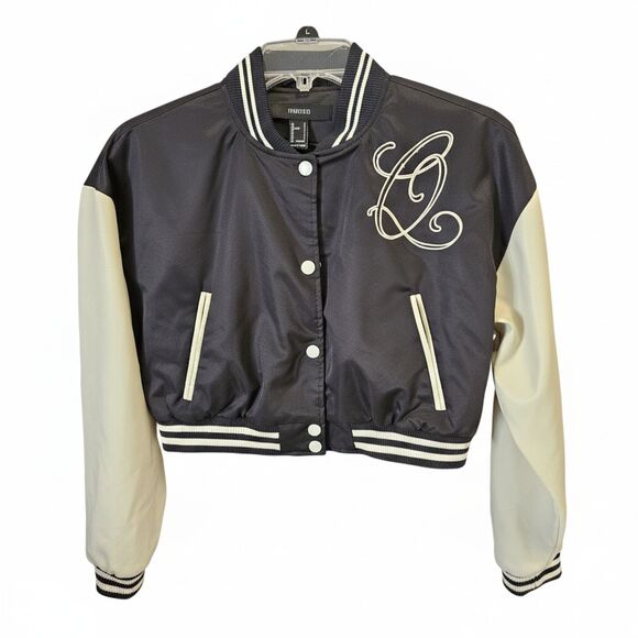 Forever 21 Cropped Varsity Jacket Letterman Black White Y2K Streetwear Small - Picture 2 of 4